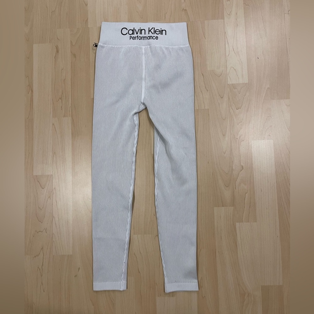 Calvin Klein White Ribbed Leggings